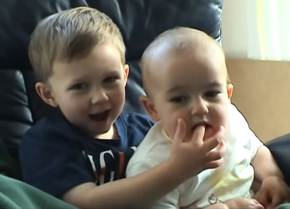 El video dura 56 segundos.