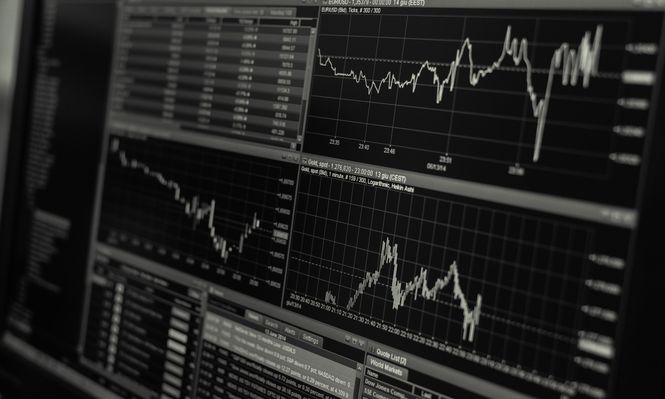 Tregua entre EEUU e Irán impulsa a las bolsas y hunde el petróleo