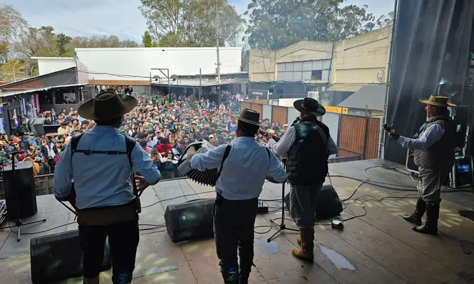 Primera fiesta de los jóvenes agrarios en la Expo Prado.