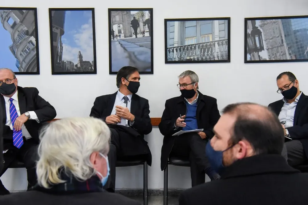 El principal tema a tratar en las negociaciones será el empleo.