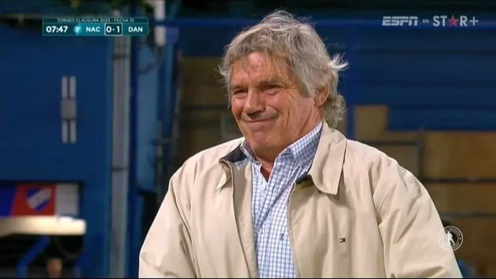 Mario Saralegui durante el partido contra Nacional