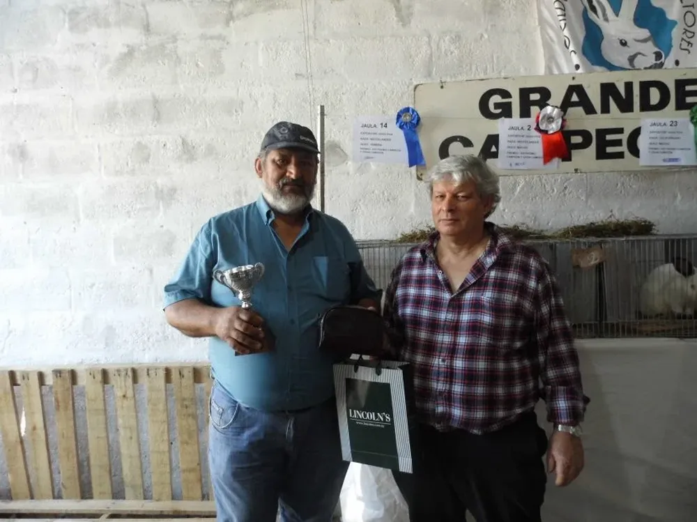 Dardo Dutra, presidente de Sudec, junto al cabañero Hugo Piva.
