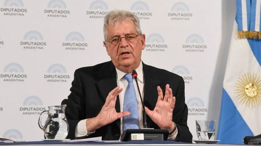 El segundo de Massa dijo que no se va a devaluar la moneda en un triunfo de Milei