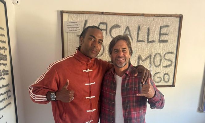 Lacalle Pou recibió al cantante de Orishas Yotuel Romero