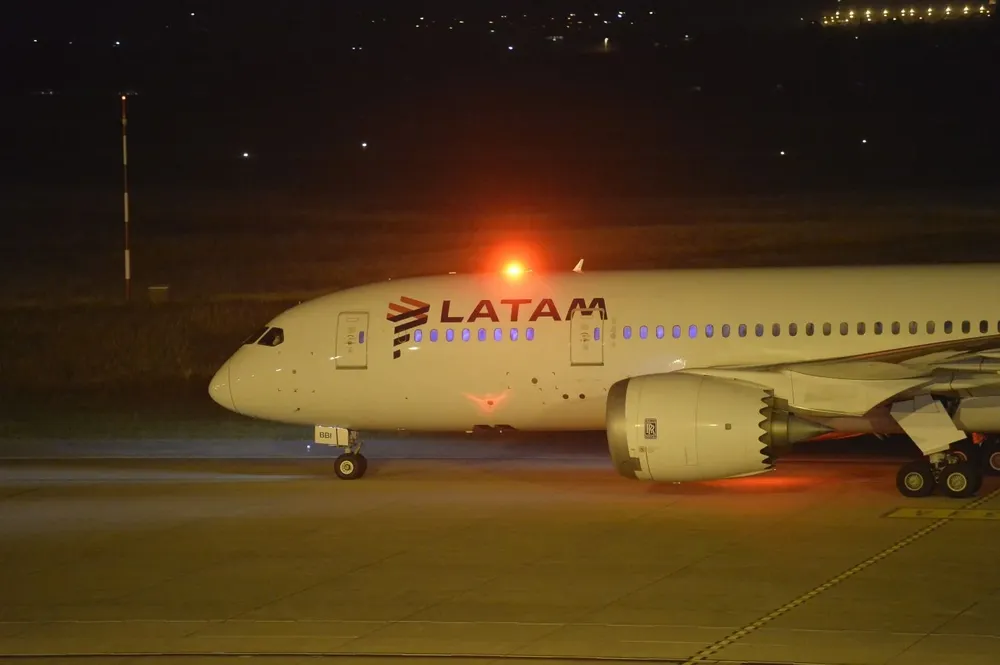 La aerolínea volverá a conectar con Punta del Este desde enero.