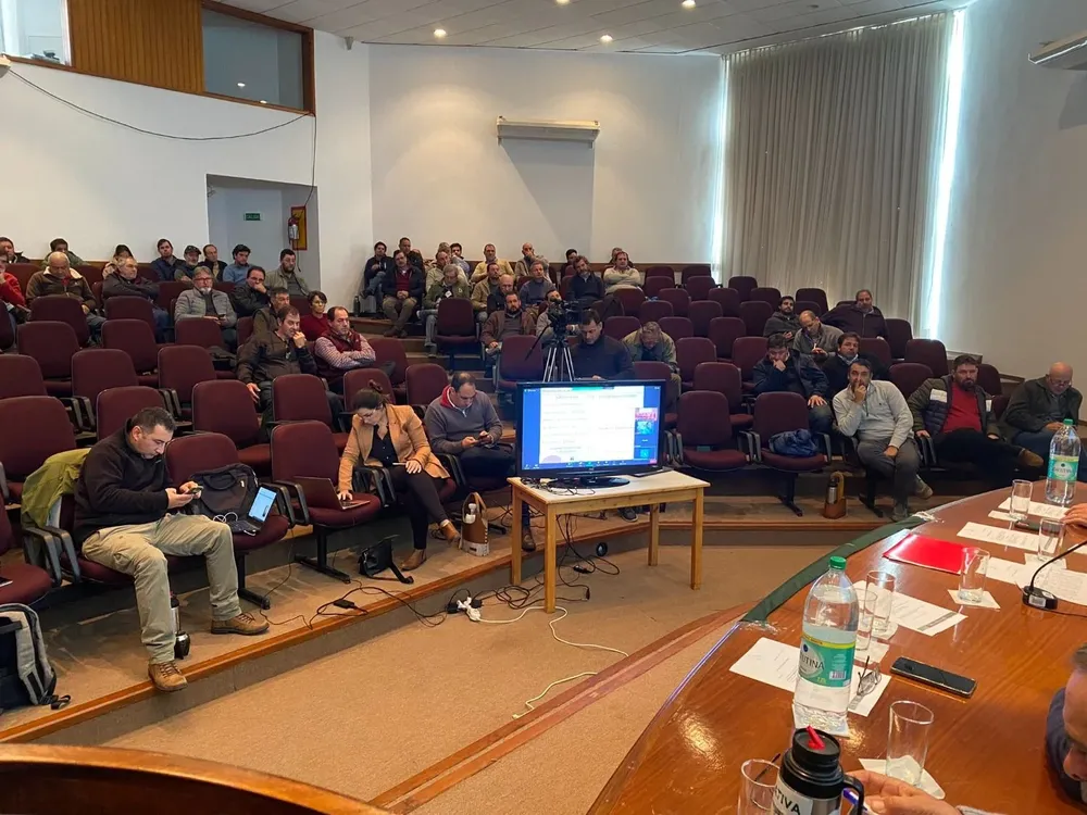 Asamblea extraordinaria de la ACA en Treinta y Tres.