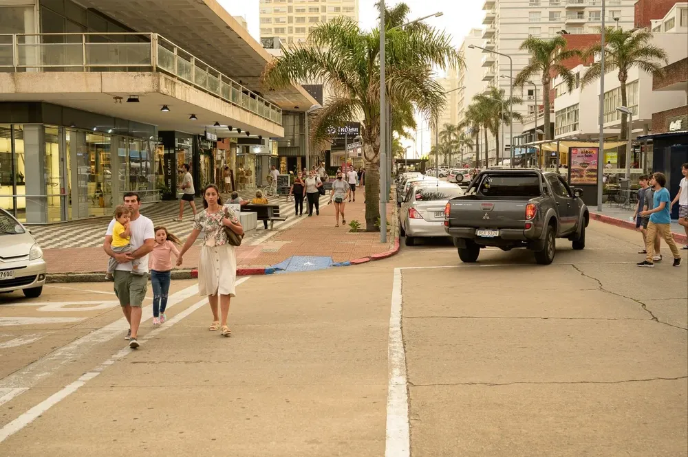 La IDM se basa en una norma de tránsito que impide la conducción de estos vehículos a la península del balneario luego de las 10:30 horas