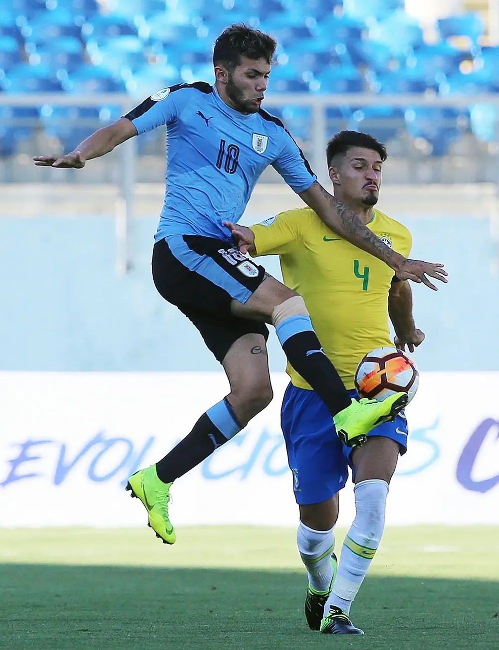 Nicolás Schiappacasse ya tiene pasaje de vuelta para Montevideo