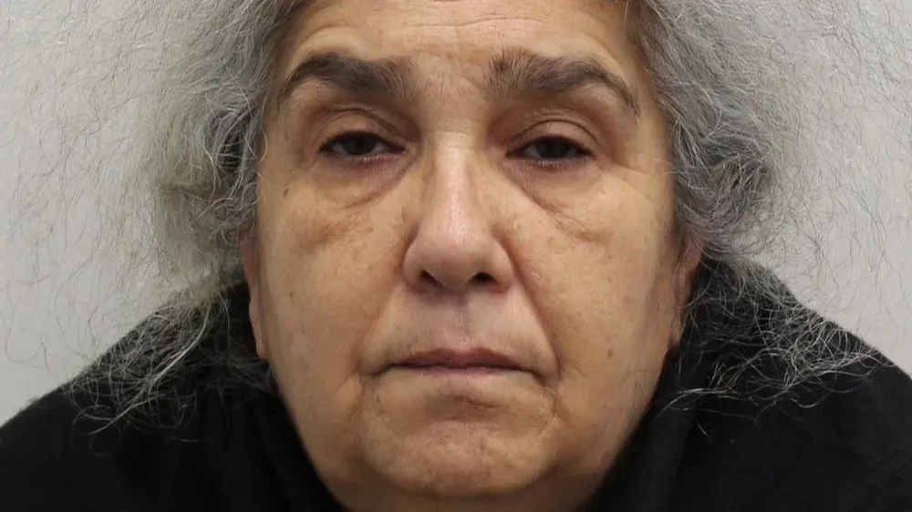 Lulu Lakatos se hizo pasar por tasadora de piedras preciosas