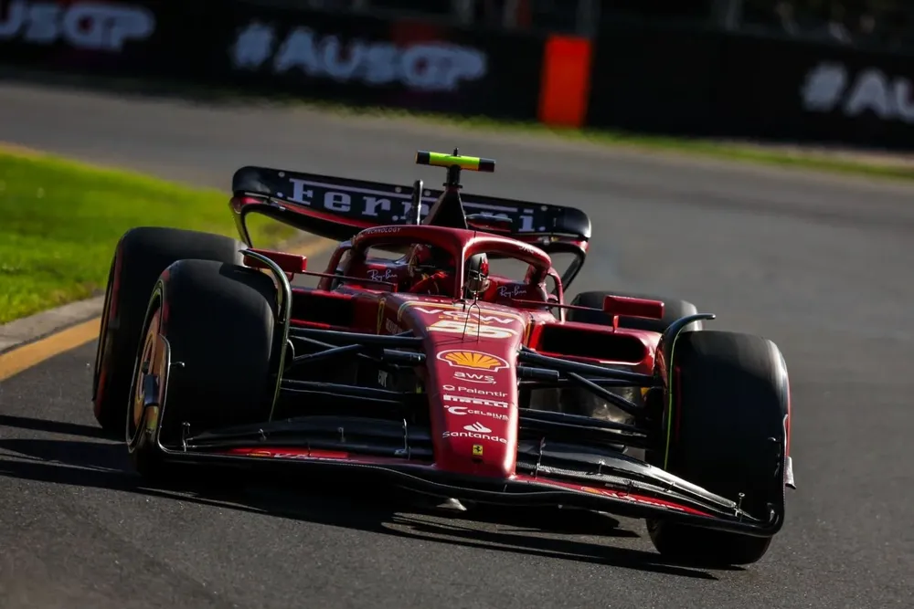 Carlos Sainz es tercero en Australia.