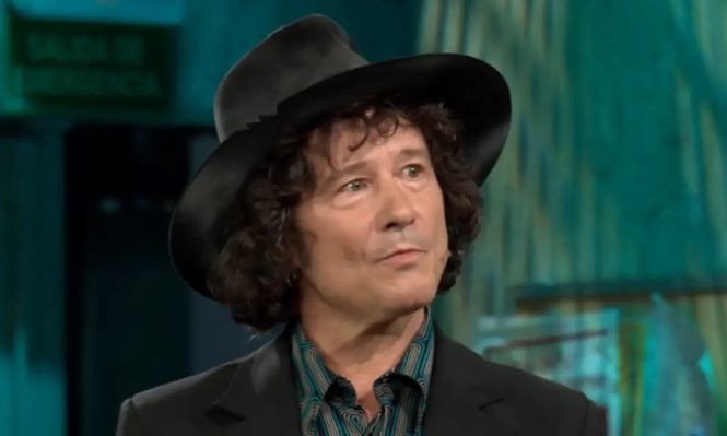 Bunbury responde a las fans de Bad Bunny que por error compraron entradas para su show: No las pienso devolver