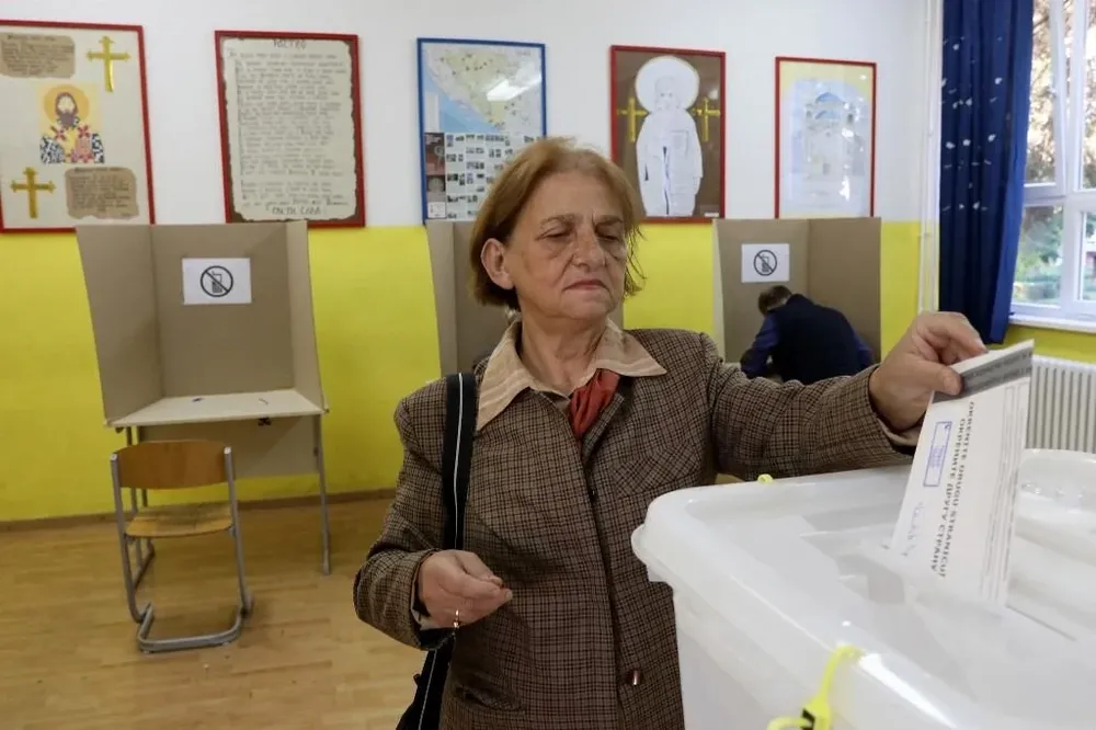 Casi 3,4 millones de personas están acreditadas para votar.