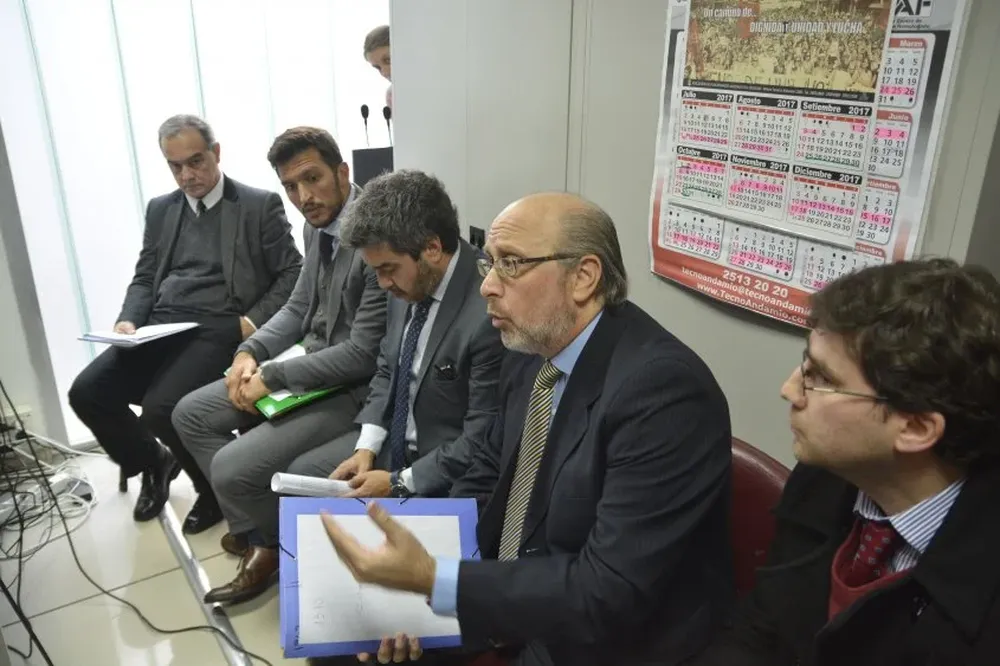 José Coya demandó al periodista Daniel Isgleas