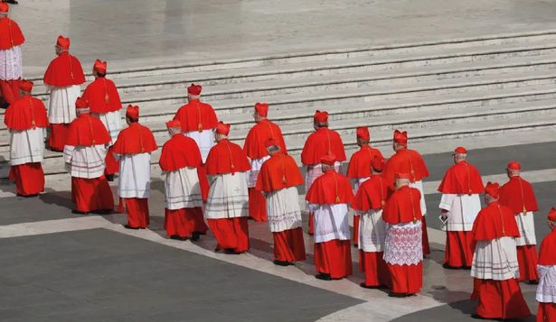 Antes del cónclave, los cardenales perfilan la figura de un Papa de diálogo: reflexiones y preparativos