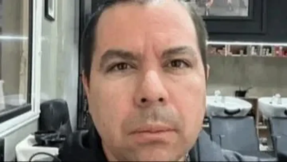 Nuevo video del crimen del peluquero de Recoleta: así intentó el asesino atacar al dueño