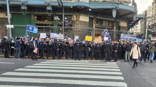 Tensión y gases frente al Congreso: la marcha de jubilados terminó con una persona detenida