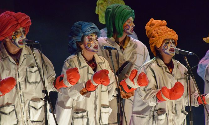 Carnaval: llega uno de los momentos de mayor tensión, la divulgación de la lista de los que pasan a la Liguilla 2026, que serán 24 de los 40 elencos.