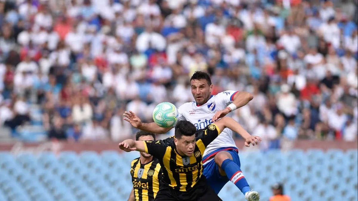 Carlos Rodríguez: “Si llego a ir a Uruguay jugaría en cualquier lado menos en Nacional”
