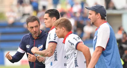 Bentancourt y Recoba son titulares este sábado