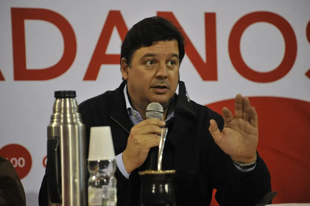 El ministro de Ambiente Adrián Peña ha liderado las negociaciones en nombre de Ciudadanos