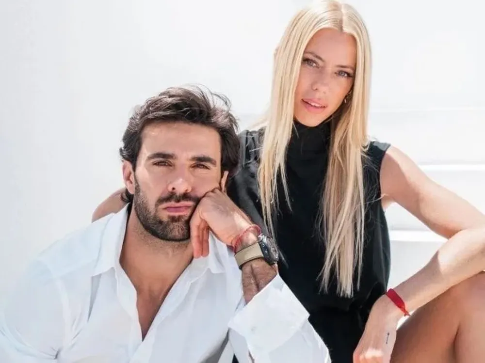 Manu Urcera y Nicole Neumann a punto de dar el sí.