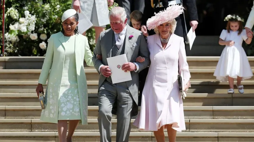 Doria Ragland, madre de Meghan Markle fue la única invitada por parte de la familia de la novia.