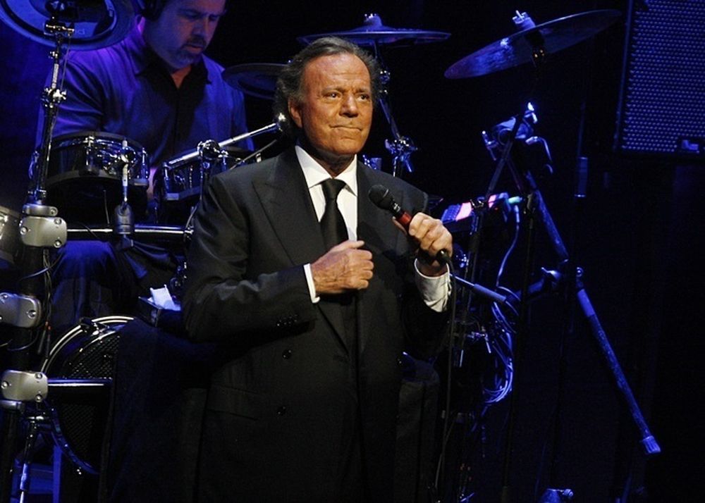 Julio Iglesias, el cantante español en la mira de la Justicia tras las denuncias de agresiones sexuales.
