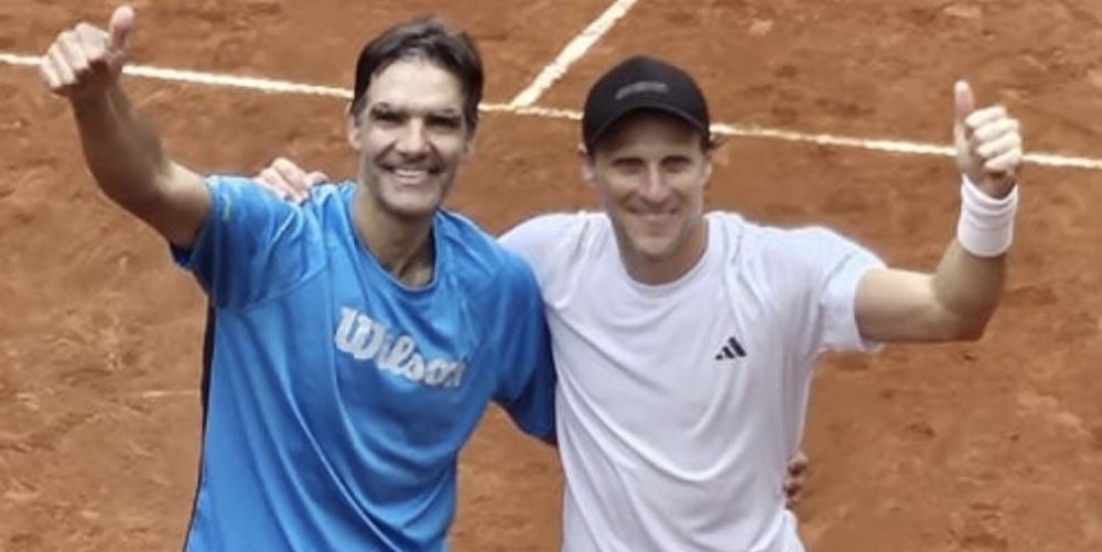 Alberto Brause y Diego Forlán celebraron el título en dobles en Lima