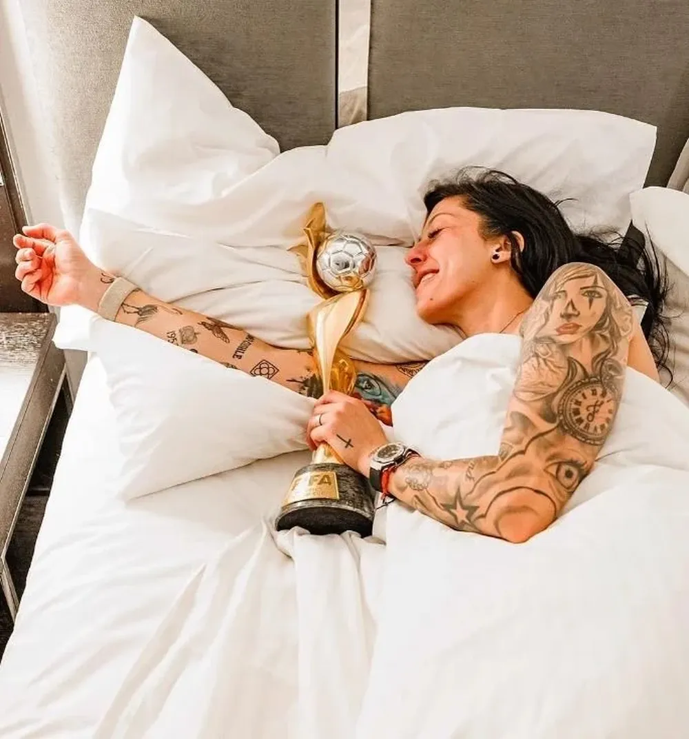 Jenni Hermoso y la copa del mundo