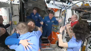 El abrazo más esperado: astronautas fueron al espacio por ocho días y quedaron varados nueve meses