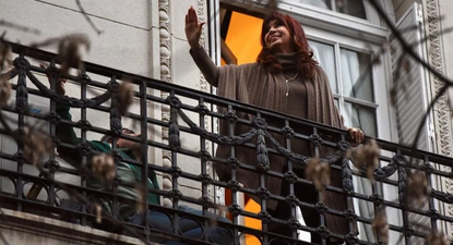 El Observador | cfk-presa-balcon