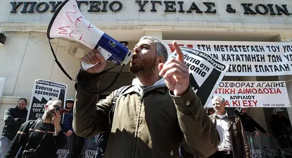 Grecia no descarta necesitar un tercer paquete de ayuda