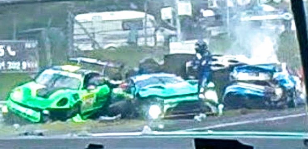 El múltiple accidente en Nürburgring en el que murió el finlandés Juha Miettinen&nbsp;