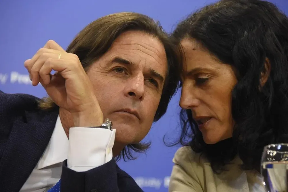 El presidente y la ministra de Economía anunciaron medidas este lunes.