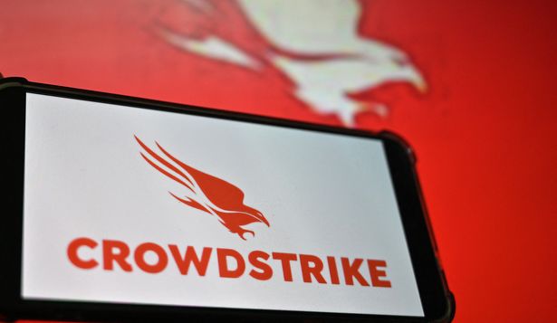 Qué hace el software de Crowdstrike que provocó una fuerte caída en todo el mundo y afectó a empresas uruguayas