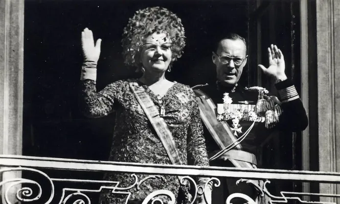 Durante su vida, el príncipe Bernardo negó sistemáticamente haber pertenecido al partido nazi.