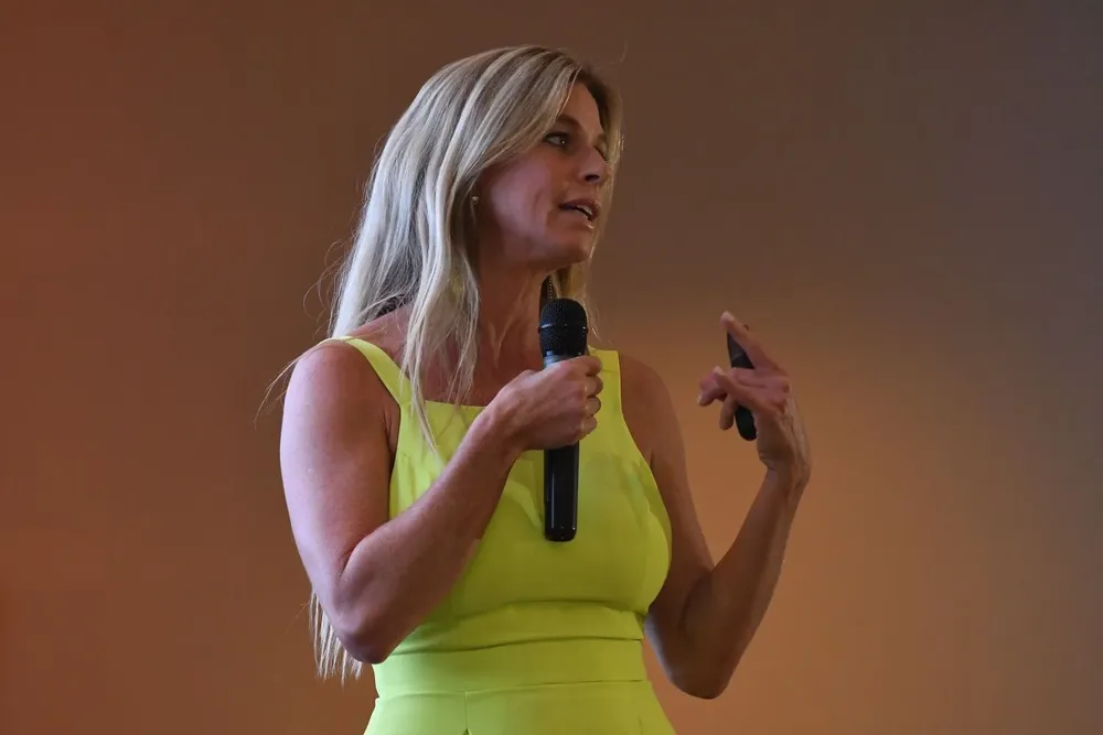 Lorena Ponce de León en el evento de Sembrando por el mes de la mujer