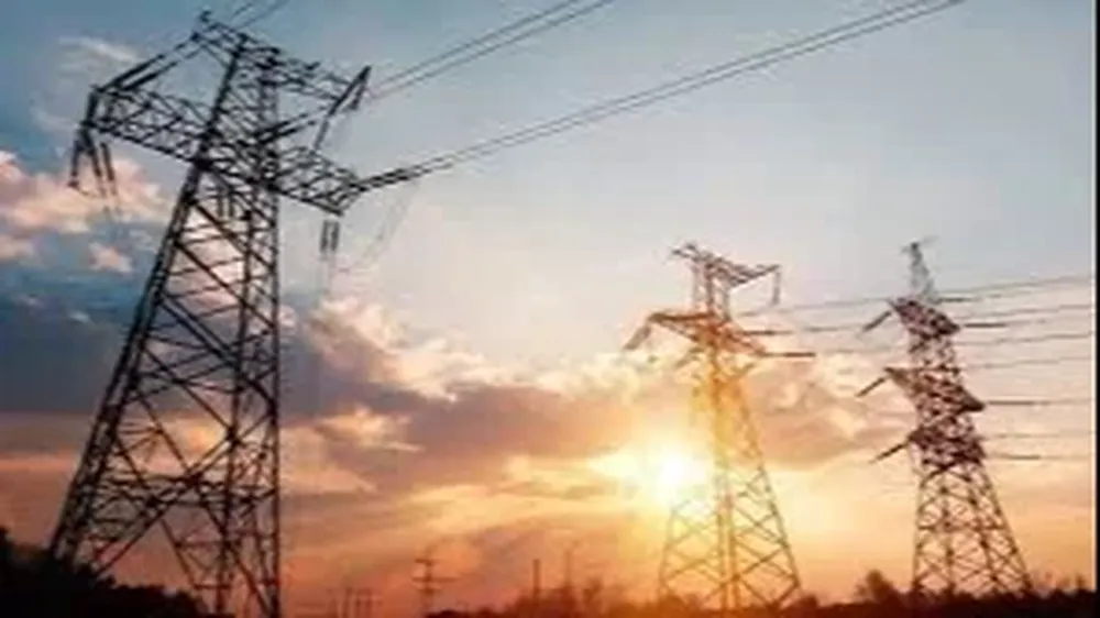La demanda eléctrica marca máximos en agosto.