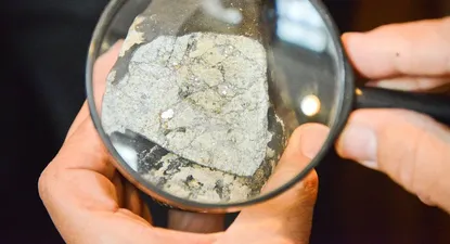 subastan en paris meteoritos por entre 2 mil y 130 mil euros
