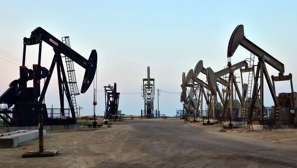 Los recortes en la producción de petróleo decididos por la OPEP+ produjeron un alza de precios global en la nafta y el diésel.