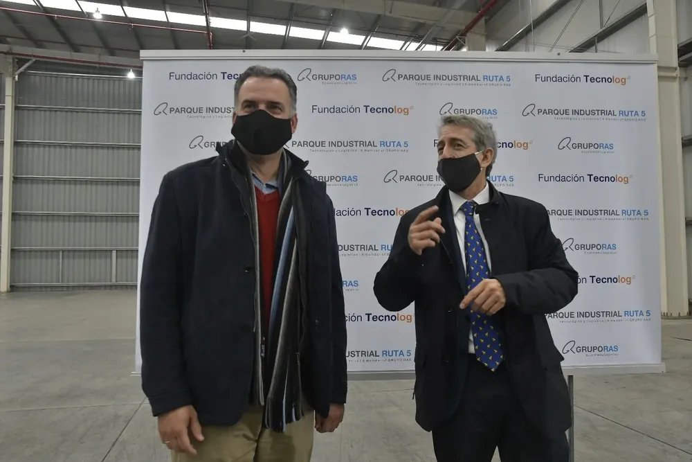 El periodista Ricardo Uceda celebró la izquierda democrática del Uruguay