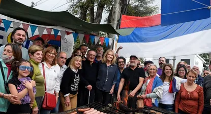 El Frente Amplio celebró el día del comité de base