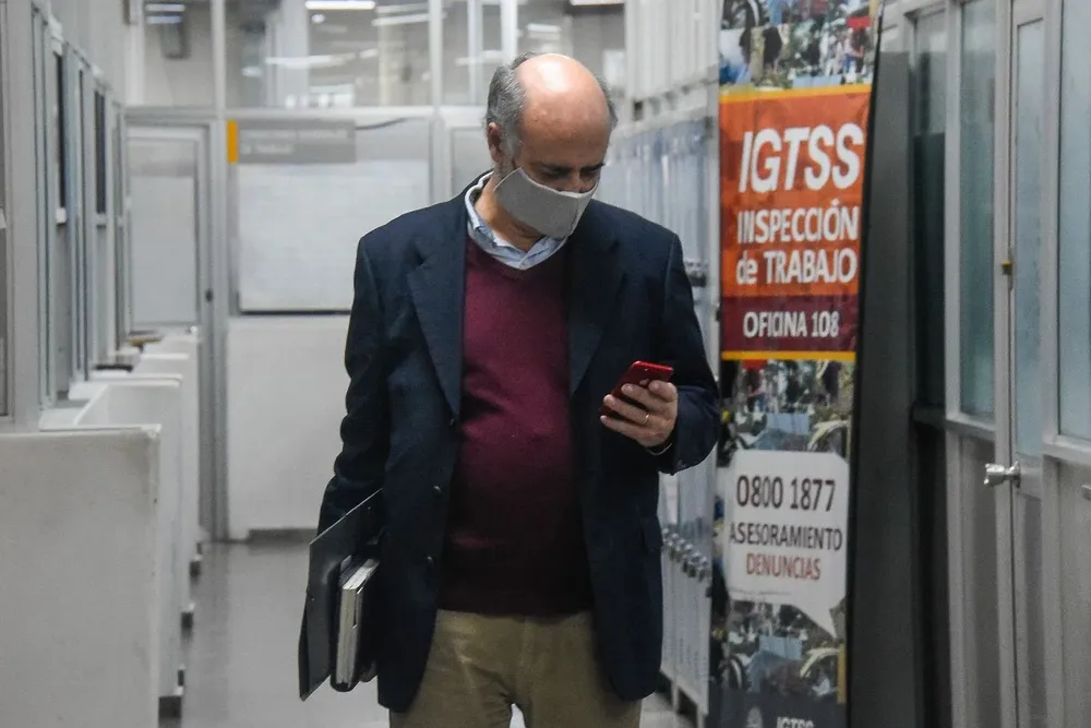 Archivo. Pablo Mieres previo a una reunión del Consejo Superior Tripartito