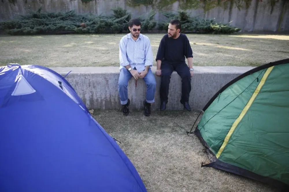 Ellos son los dos ex presos de Guantánamo que fueron señalados por su parejas en televisión