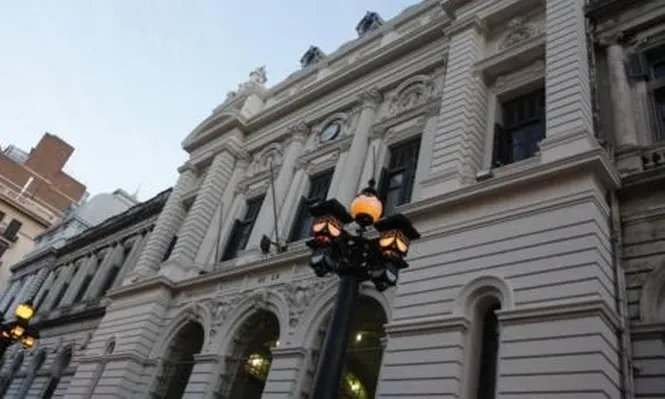 Fachada de la UdelaR