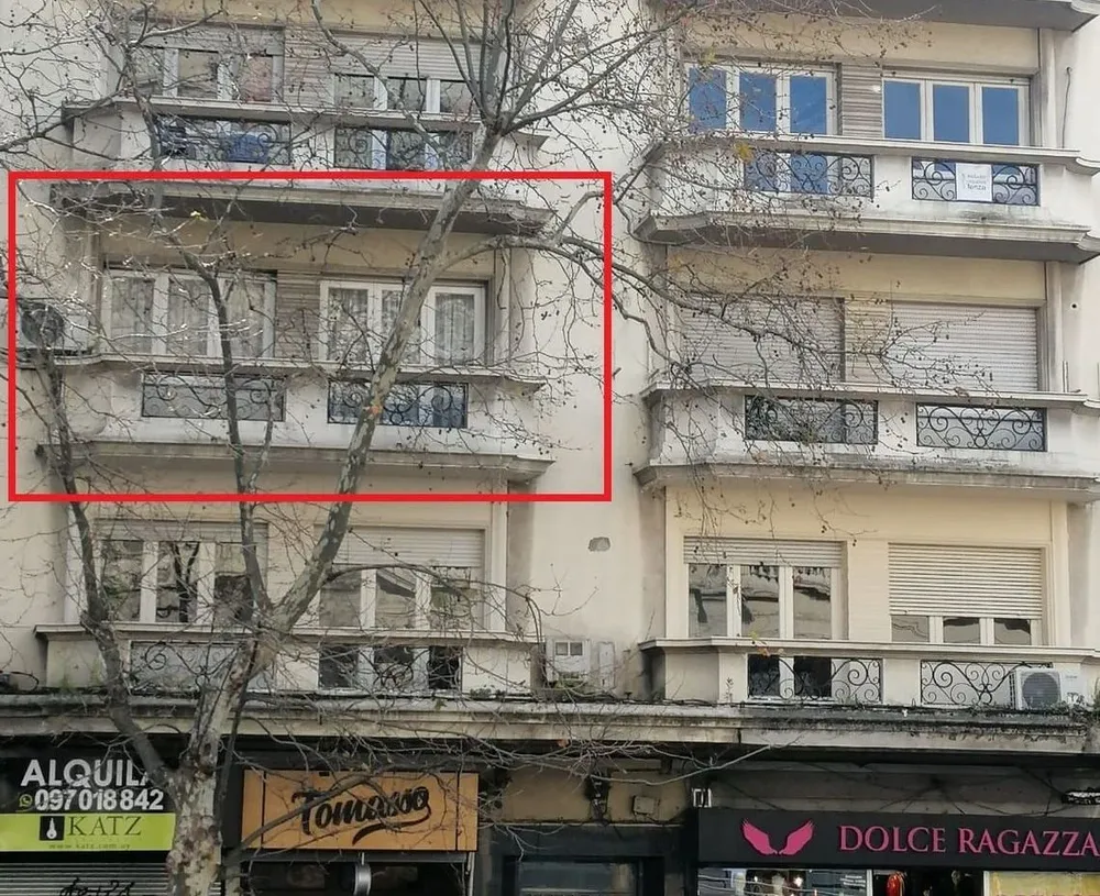 En pleno barrio Cordón.