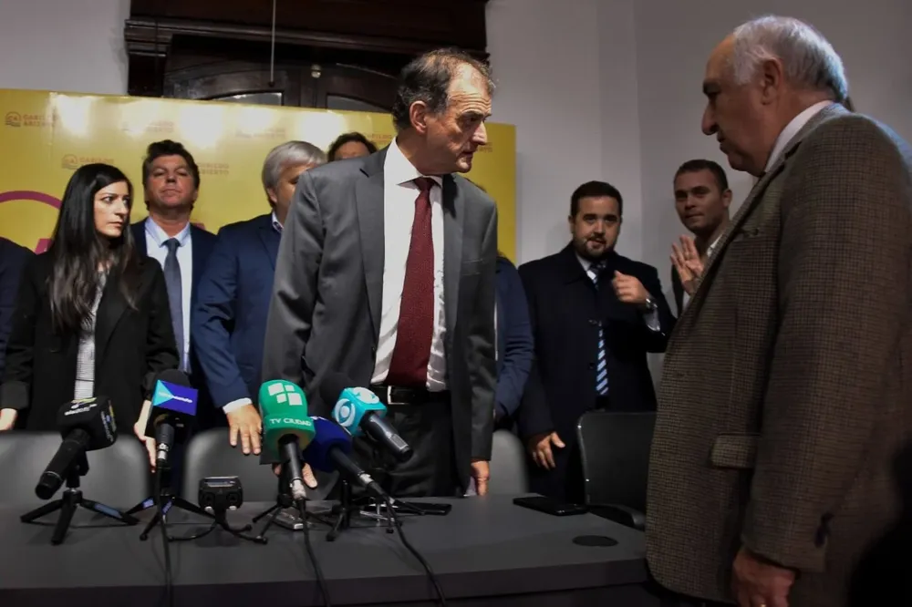 Mesa Política de Cabildo Abierto