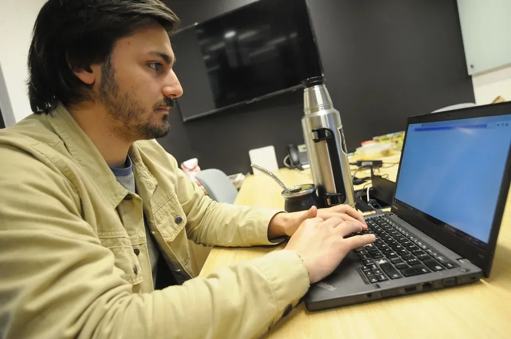 Según el estudio “Transformación digital para mipymes” realizado por Edelman por primera vez sobre Uruguay, el trabajo remoto está presente, a pleno, en el 5% de las empresas