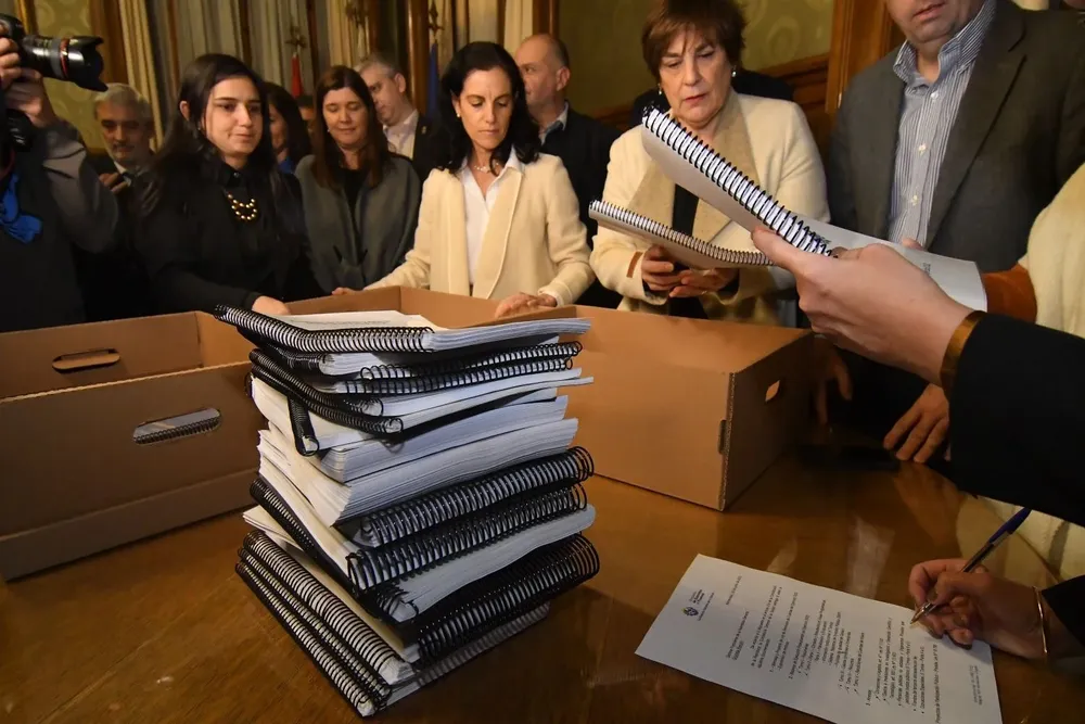 El equipo económico entregó en el Parlamento el proyecto de Rendición de Cuentas el viernes 30 de junio.
