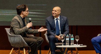 David Trezeguet y Martín Liberman en el Latam Football Forum que se realizó en Asunción en mayo